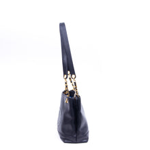 Black Caviar Skin Chain Bag