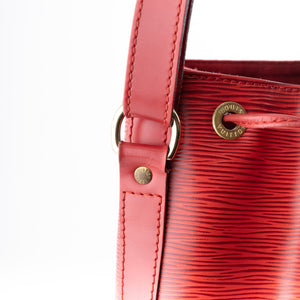 Red Noe Shoulder Bag