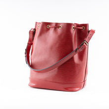 Red Noe Shoulder Bag